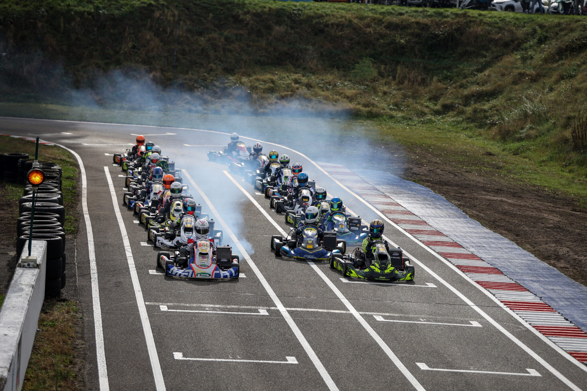 Start-der-X30-Junior-2048×1365